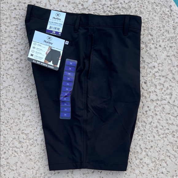 NWT Hurley All Day Hybrid Shorts in Black. Men's 36 Classic skater/street style! - Picture 3 of 14